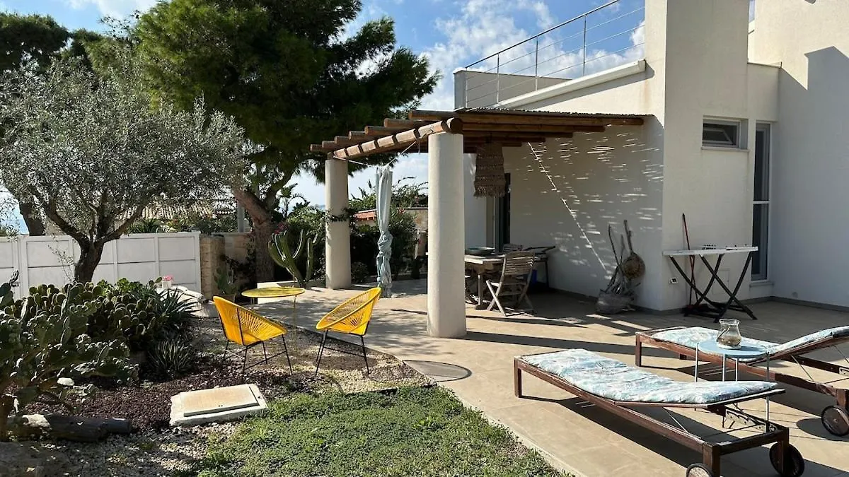 Delizioso Appartamento A Ridosso Del Mare Del Plemmirio Siracusa contacts